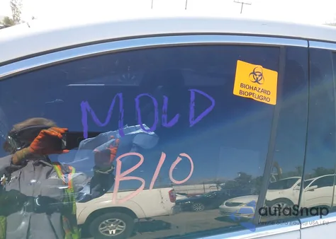 2018 Chevrolet Malibu 1Ls z USA, uszkodzony, nr VIN 1G1ZB5ST9JF176543